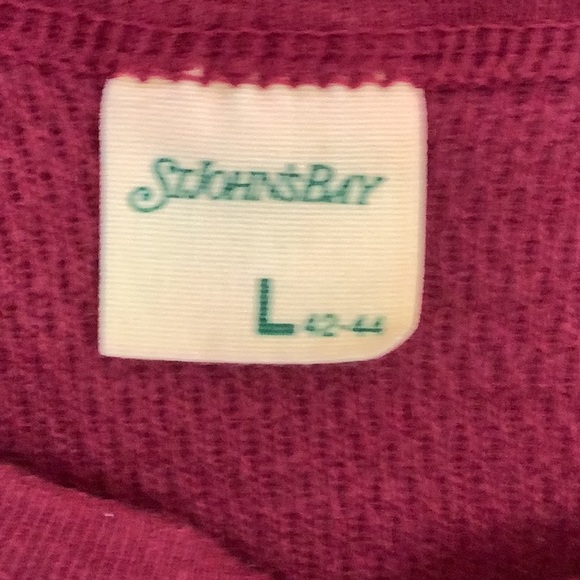 St John’s Bay Waffle Weave Maroon Long Sleeve Thermal Henley Top - Picture 4 of 6